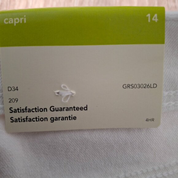 Cropped White Capris George Size 14 Jean Style Zippered Slim Fit Stretchy - Picture 14 of 14